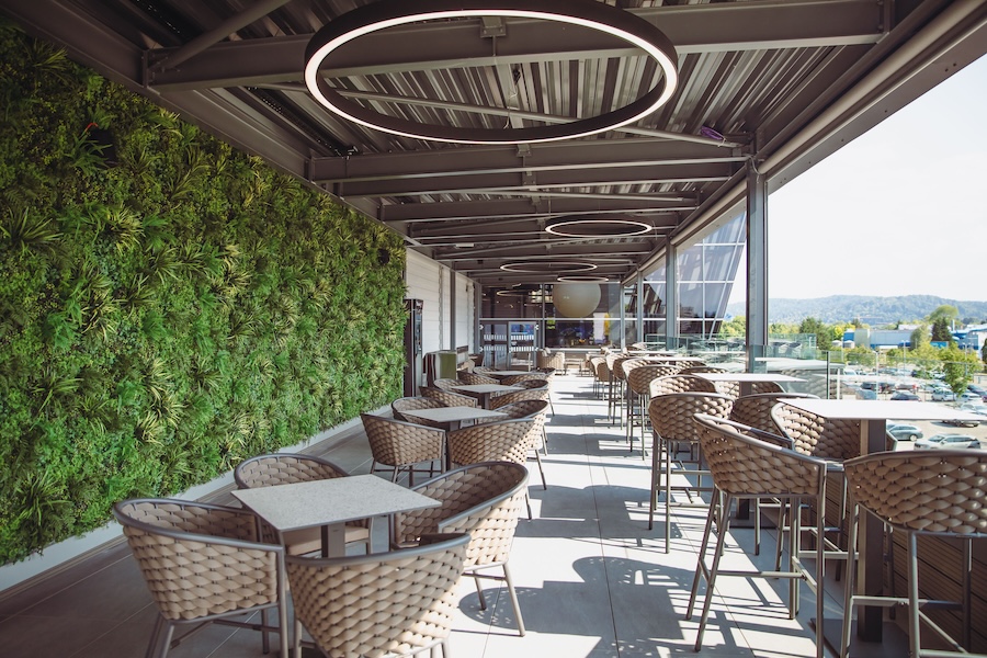 Lounge bar in terasa Luna2