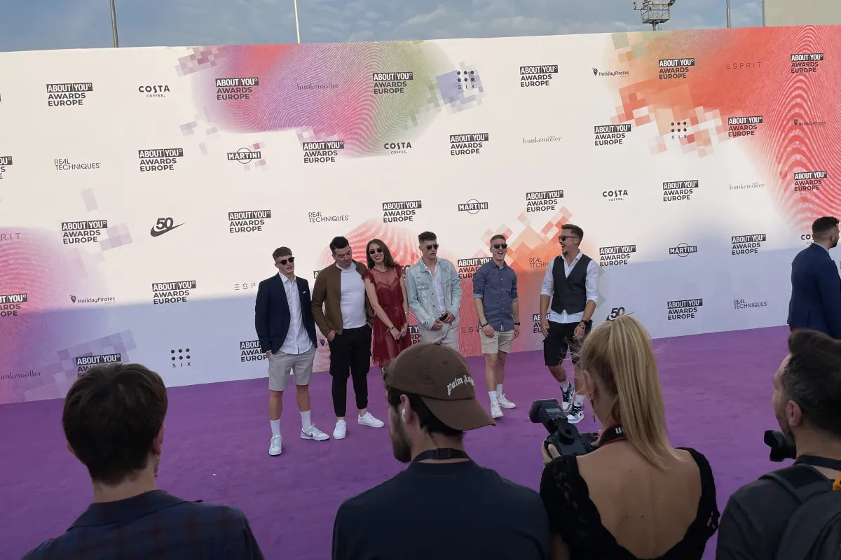 dunking devils red carpet